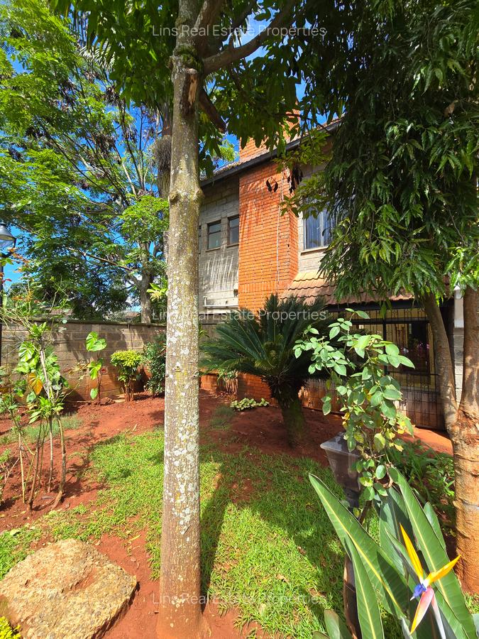 5 Bed Townhouse with En Suite in Westlands Area - 1