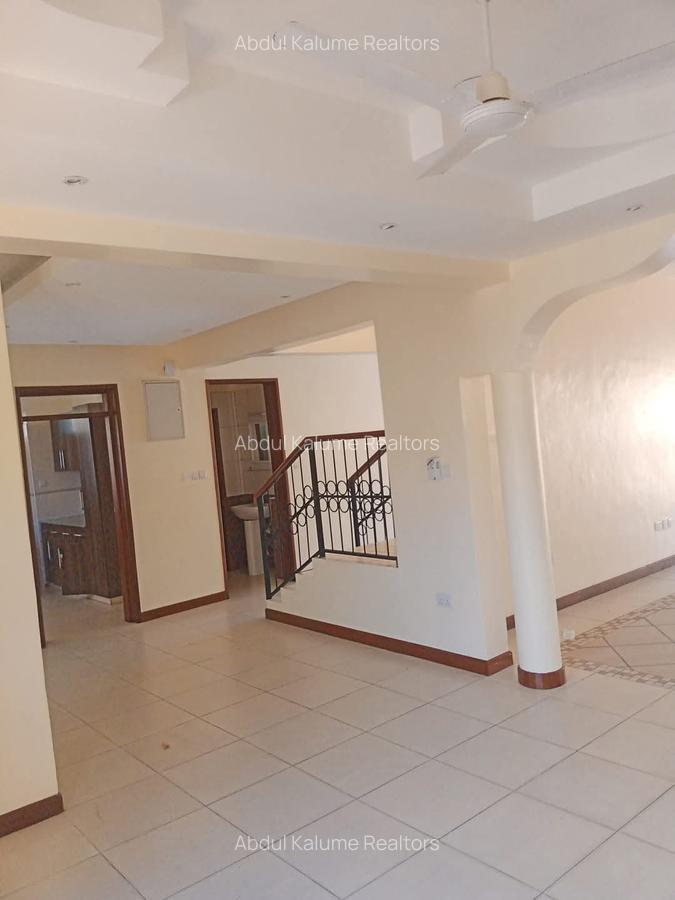 4 Bed Villa with En Suite at Nyali Mombasa - 8