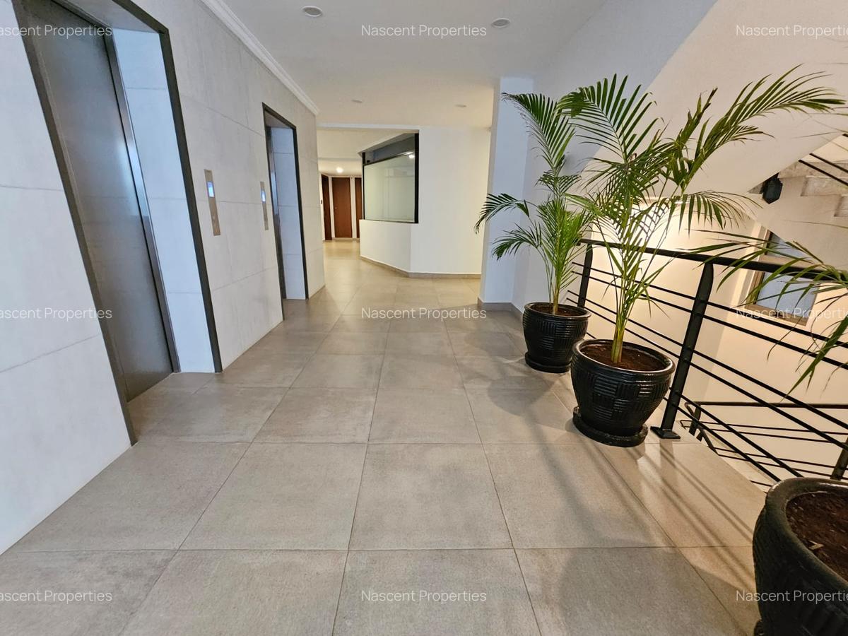 3 Bed Apartment with En Suite in Westlands Area - 2