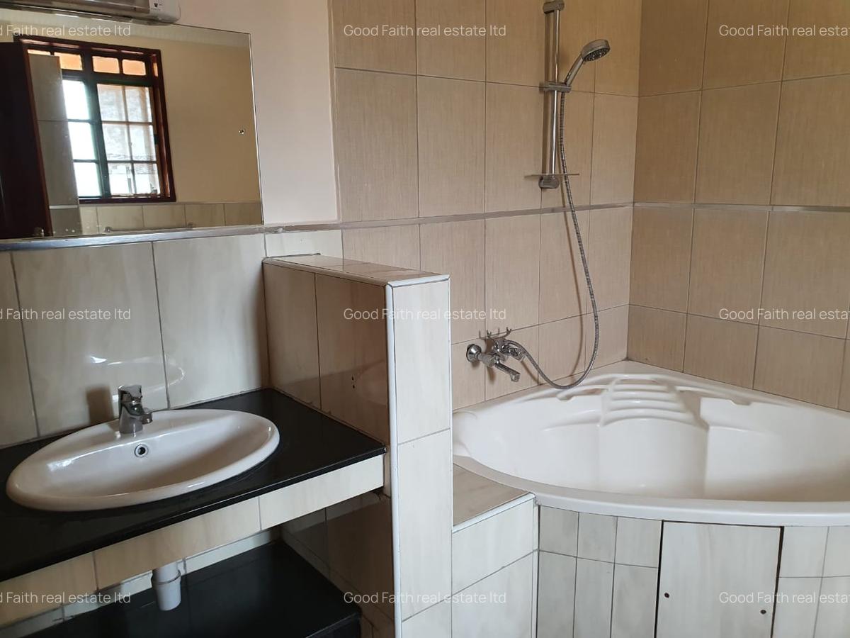 4 Bed House with En Suite in Karen - 10