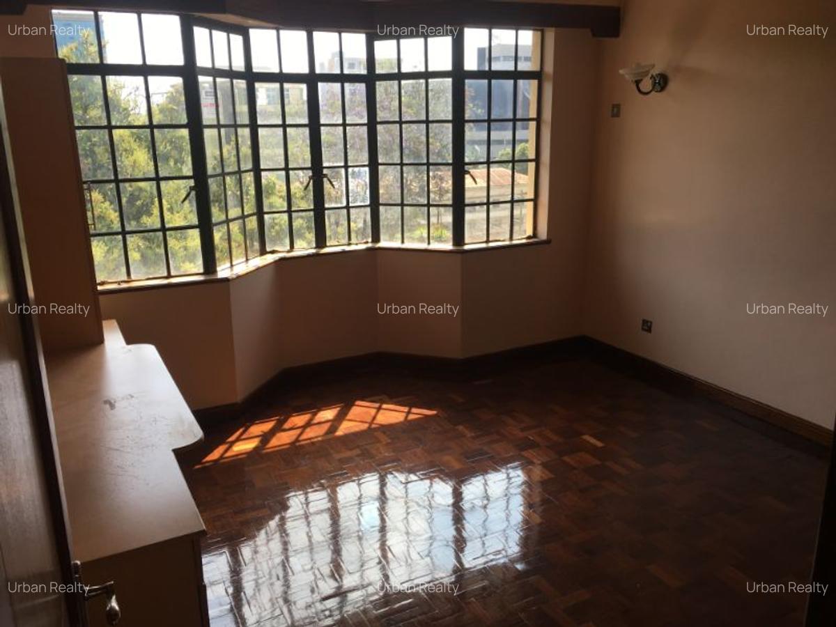 4 Bed Apartment in Westlands Area - 14