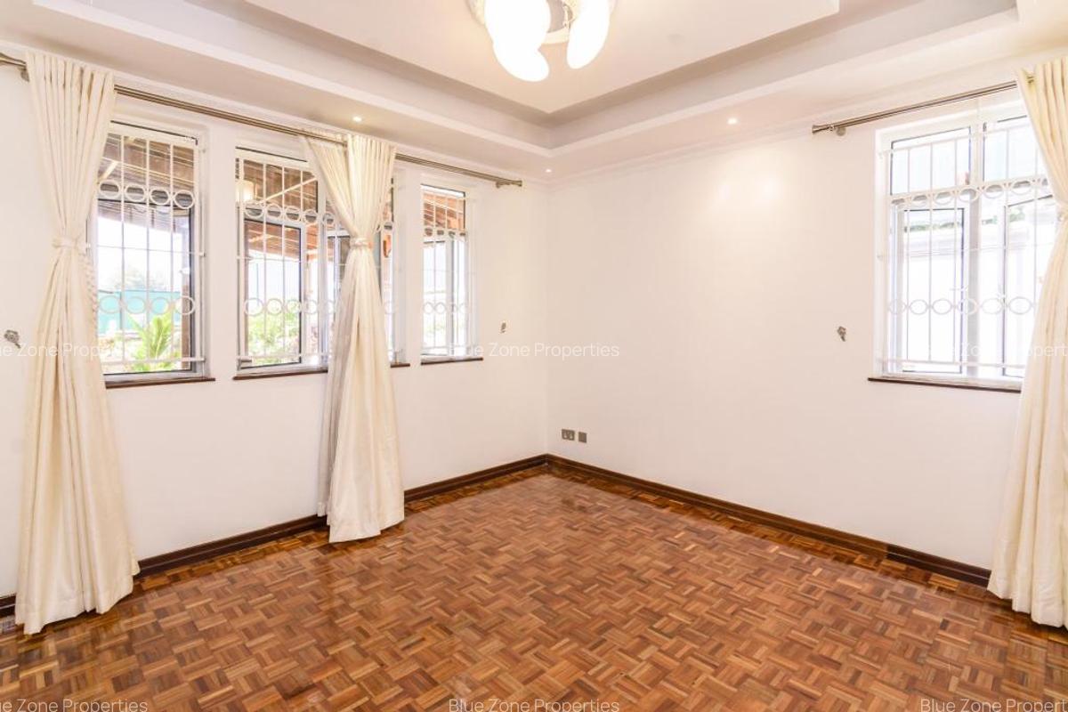 4 Bed Villa with En Suite at Off Ruaka Rd - 7
