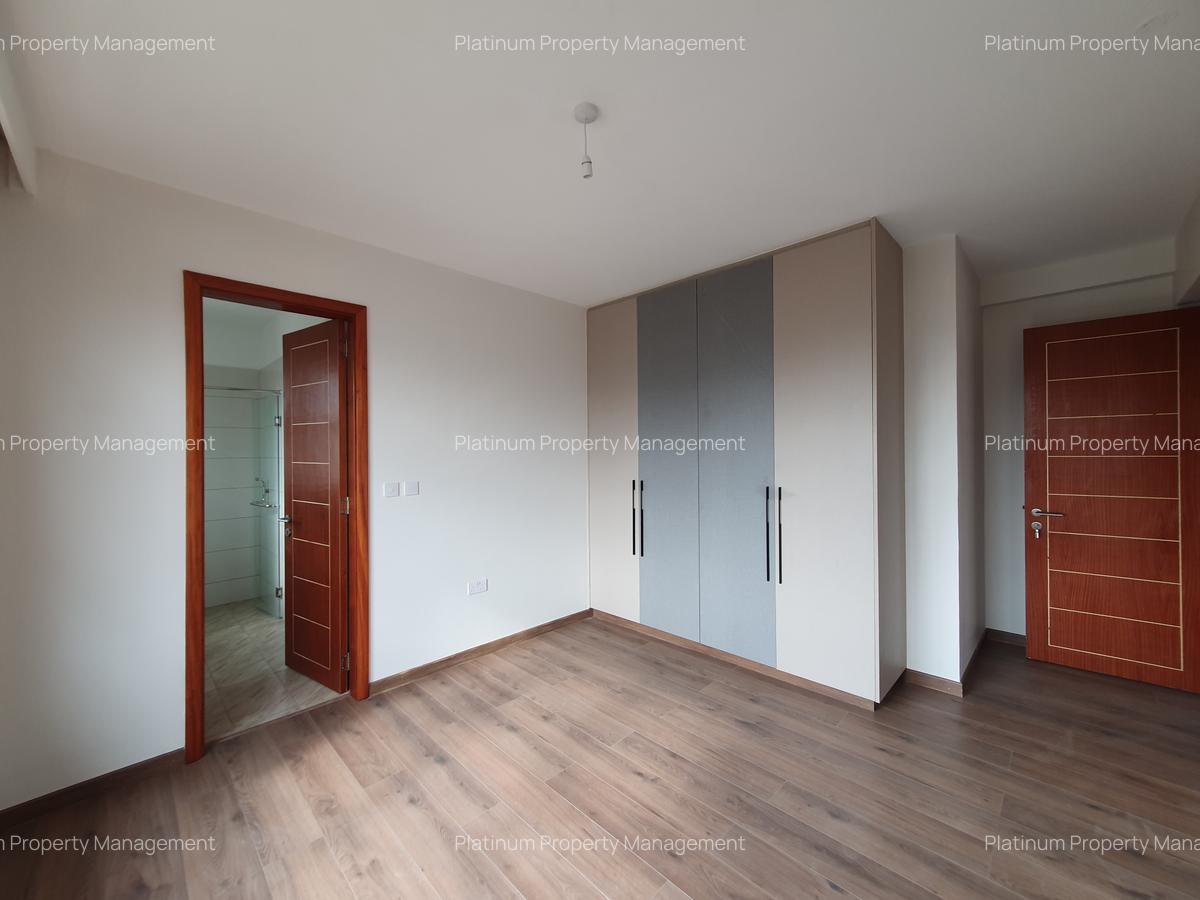 3 Bed Apartment with En Suite in Westlands Area - 16