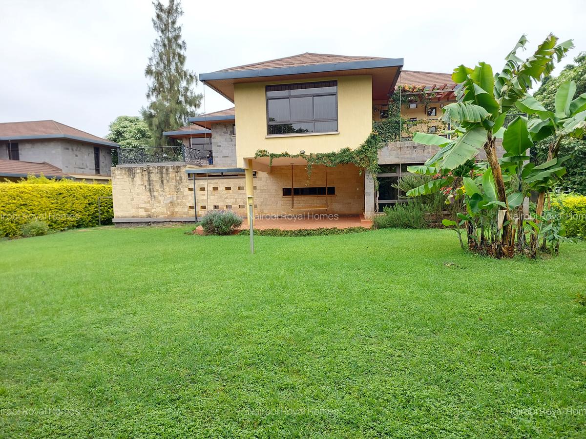 5 Bed Townhouse with En Suite at Runda Mumwe - 1