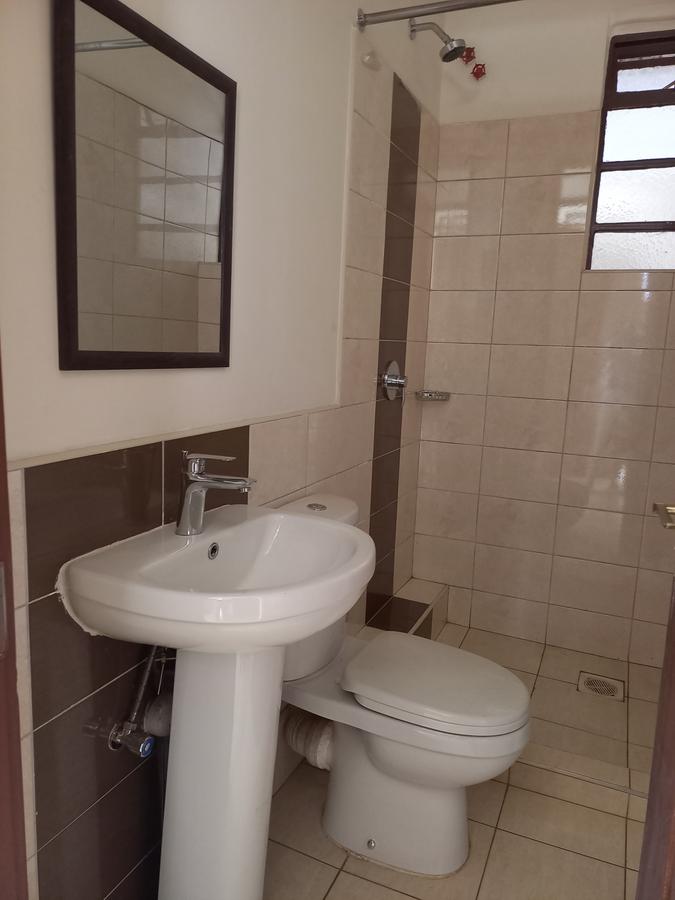 2 Bed Apartment with En Suite in Naivasha Road - 5