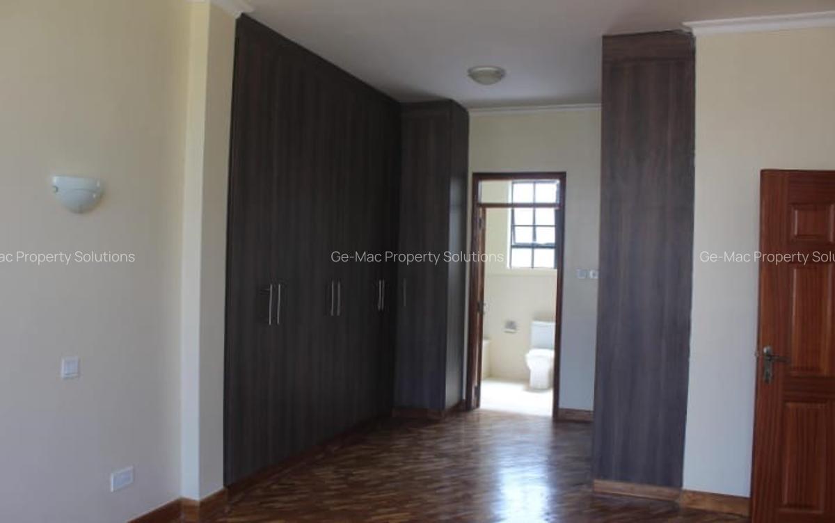 4 Bed Townhouse with En Suite in Kiambu Road - 4