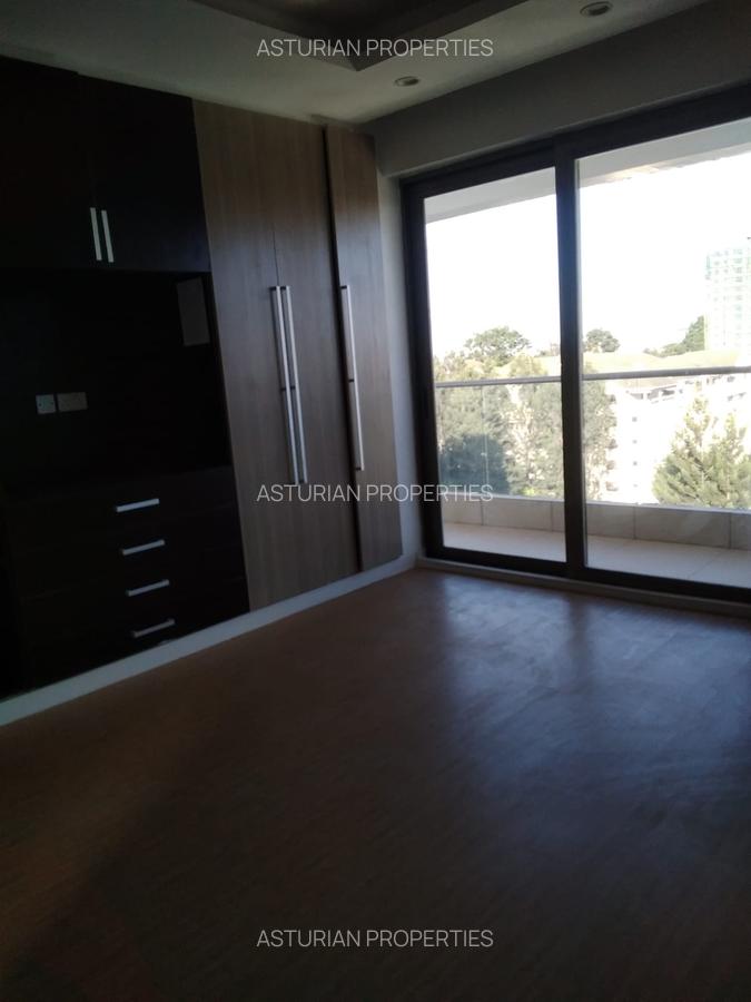 4 Bed Apartment with En Suite in Lavington - 12