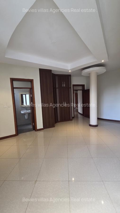 4 Bed Apartment with En Suite at General Mathenge - 12