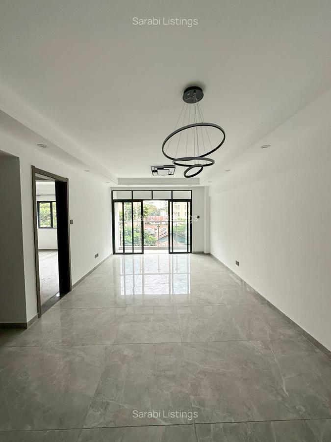 2 Bed Apartment with En Suite in Lavington - 6