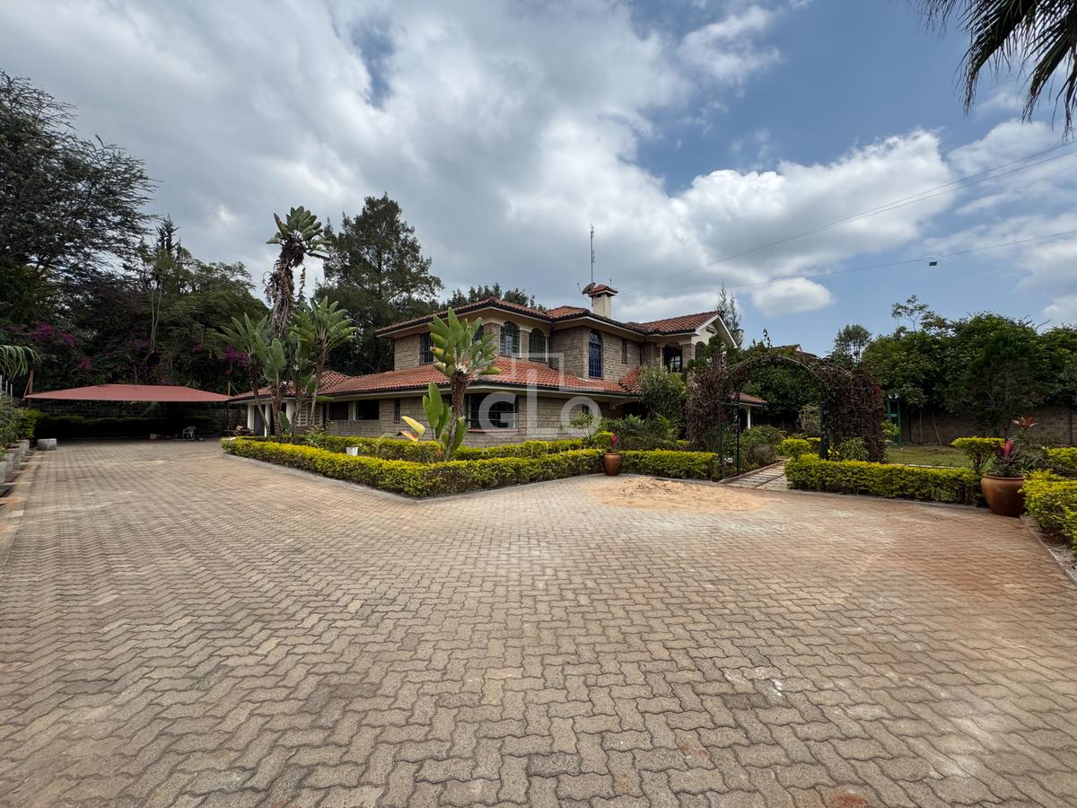 4 Bed House with En Suite in Karen - 2