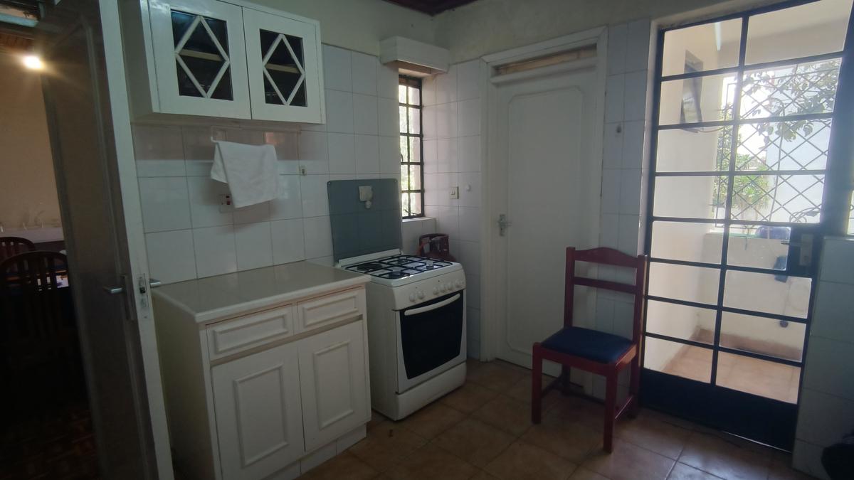 Furnished 2 Bed Apartment with En Suite at Westlands Near Sarit Centre - 7