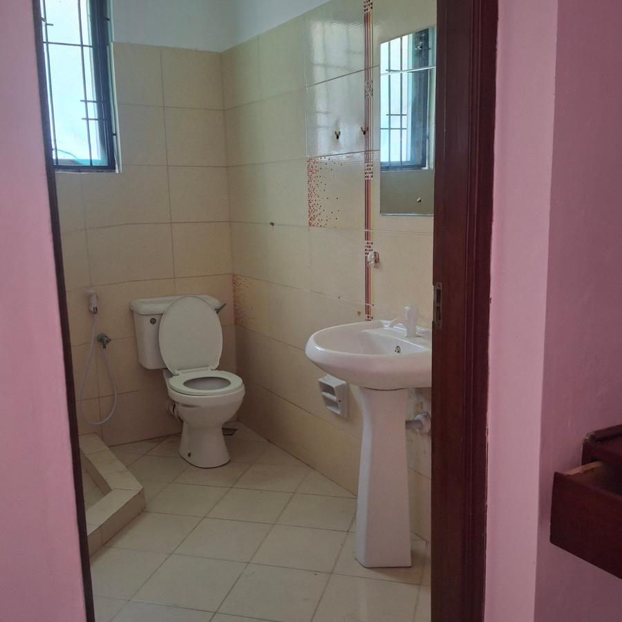 Serviced 3 Bed Apartment with En Suite at Nyali Mombasa - 12