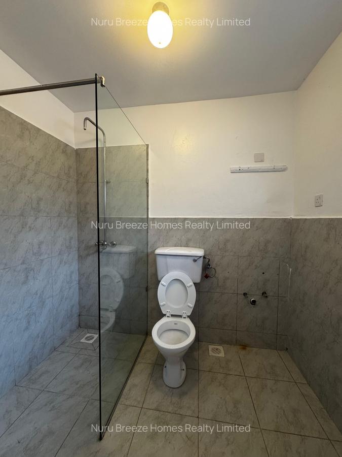 4 Bed House with En Suite in Kyuna - 9