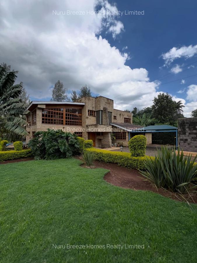 4 Bed House with En Suite in Runda - 1