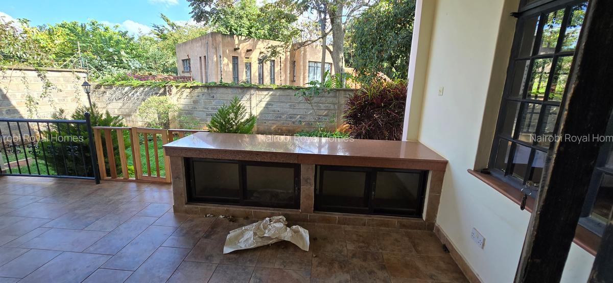 4 Bed Townhouse with En Suite at Lavington Green - 4