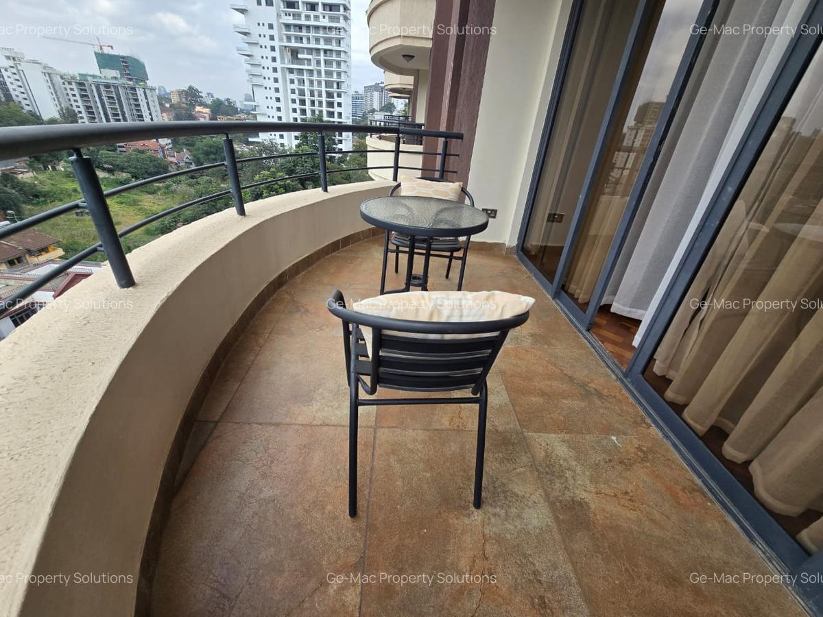 Serviced 3 Bed Apartment with En Suite in Runda - 12