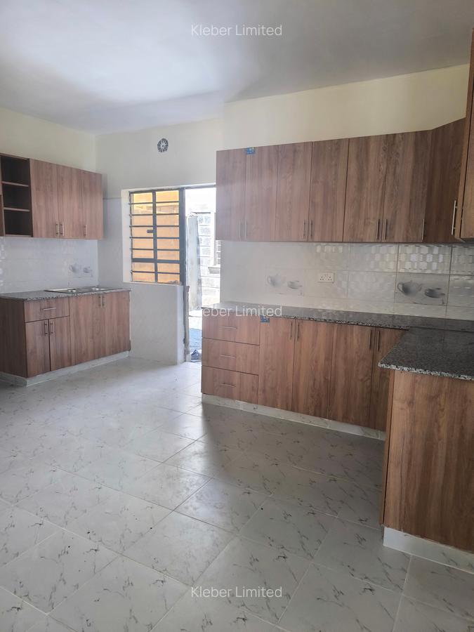 3 Bed House with En Suite in Kitengela - 17