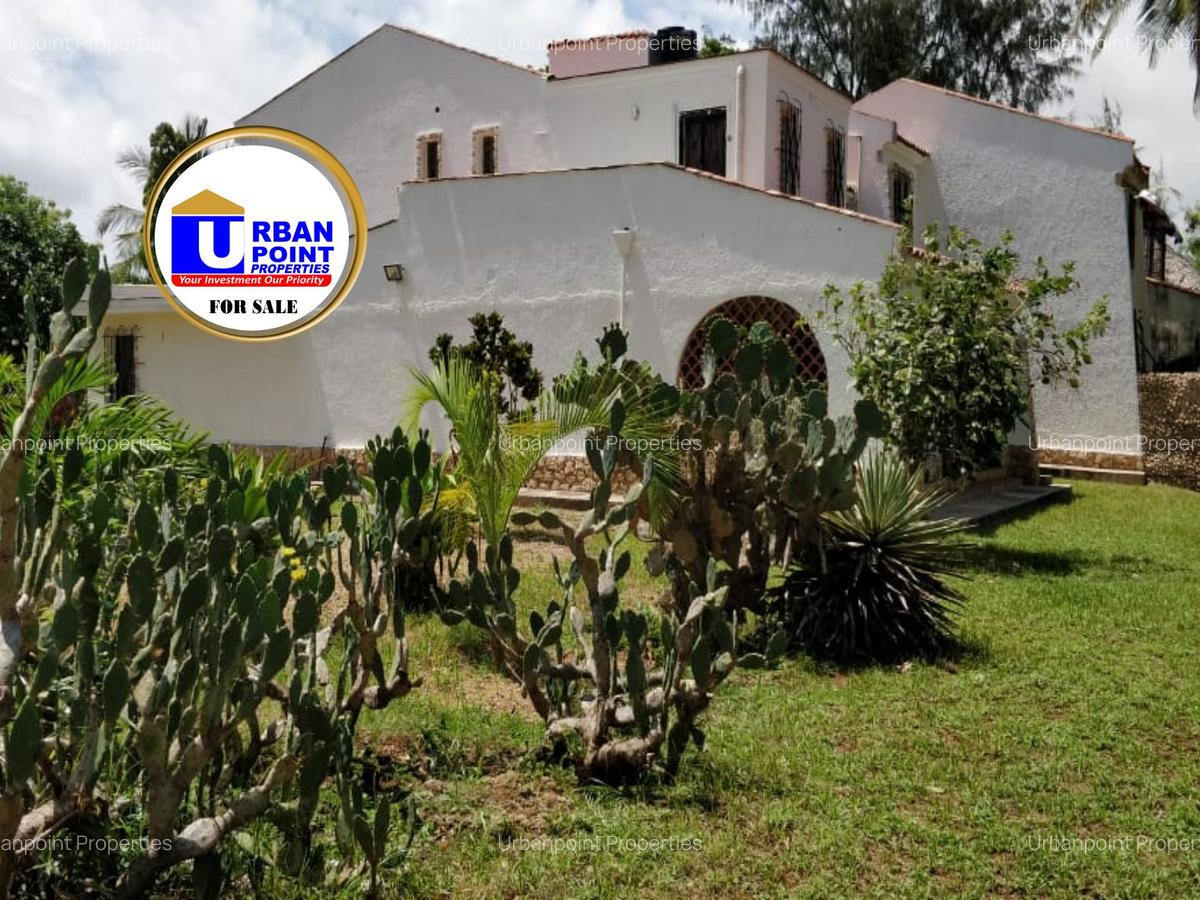 4 Bed House with Staff Quarters in Nyali Area - 17