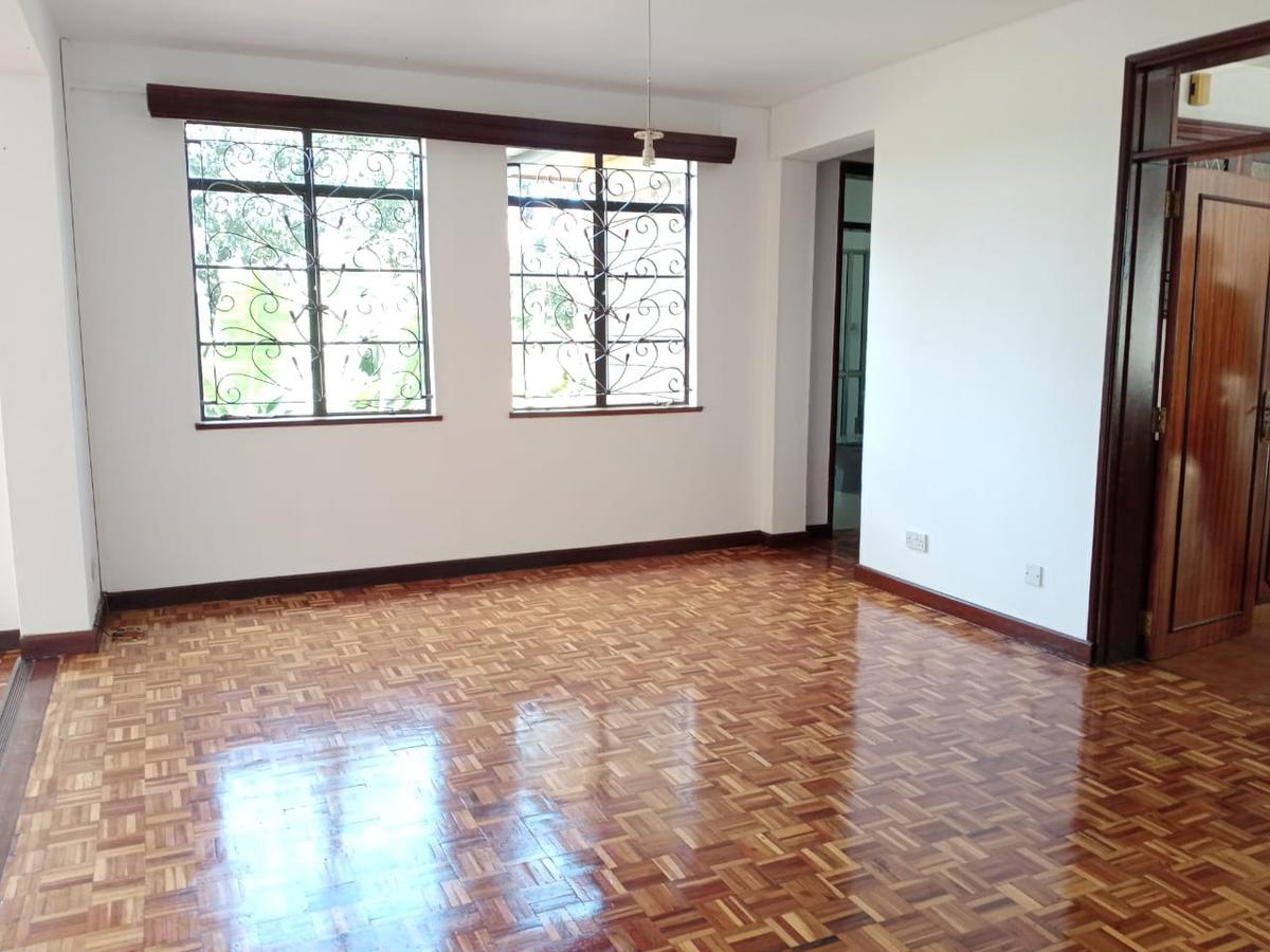 4 Bed Townhouse with En Suite in Kitisuru - 8