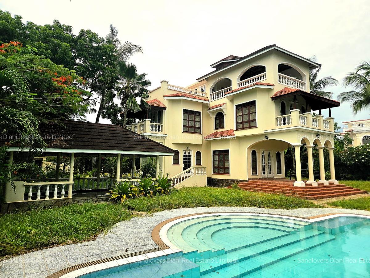 4 Bed Villa with En Suite in Diani - 9