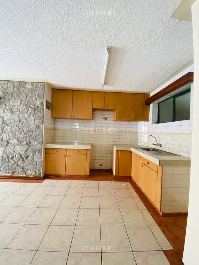 1 Bed Apartment with Swimming Pool at Wood Avenue - 3