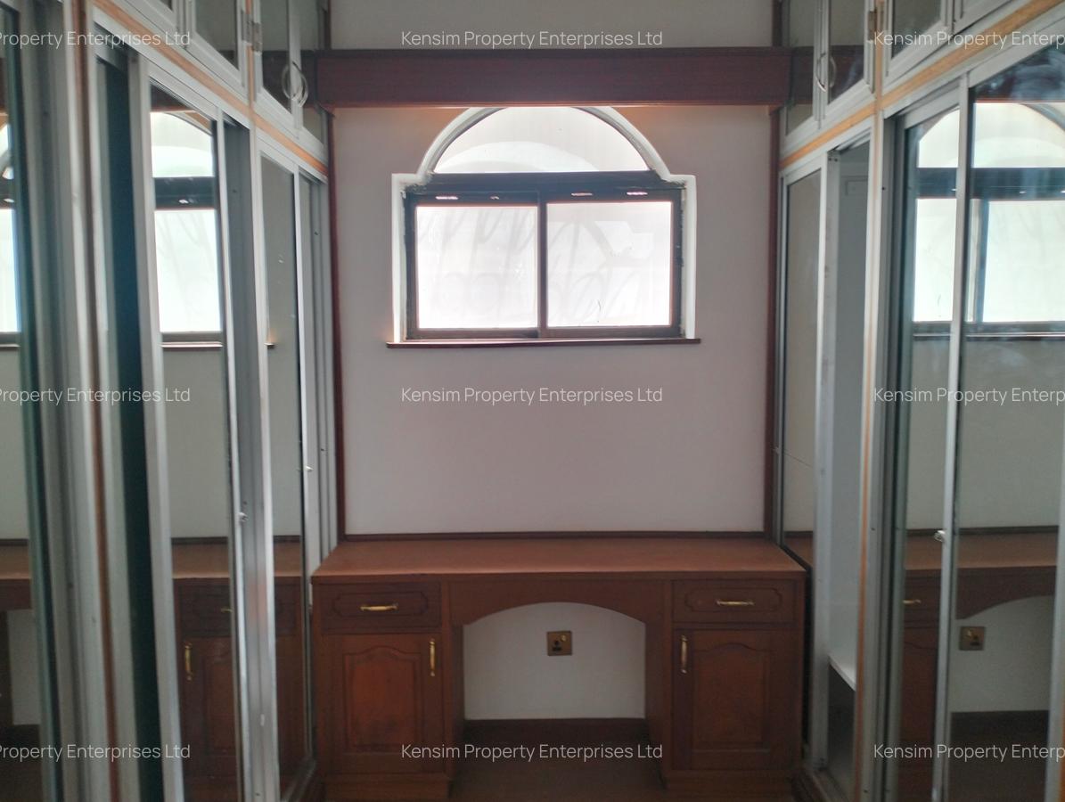 5 Bed House with En Suite in Kileleshwa - 12