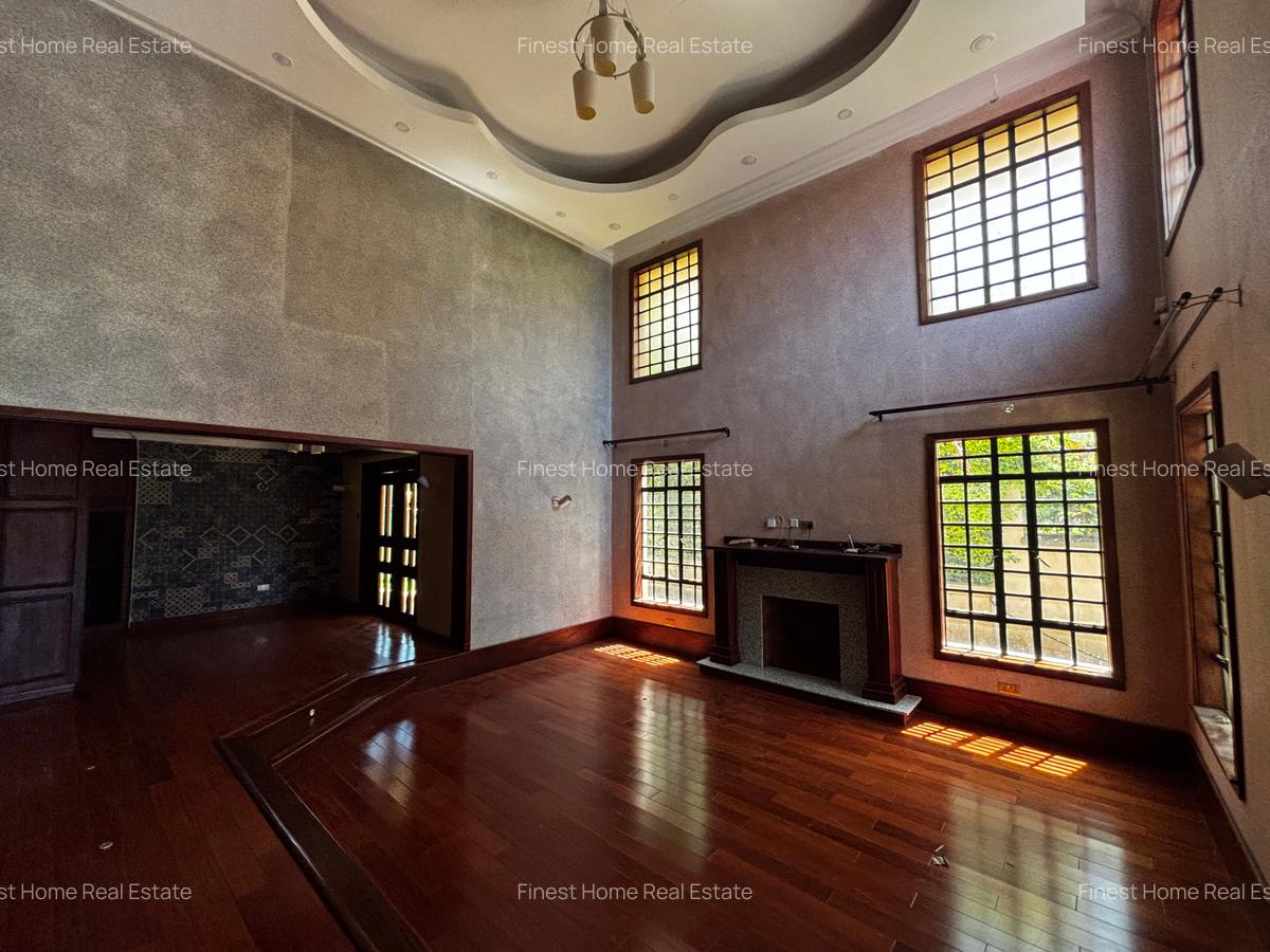 4 Bed Villa with En Suite at Mombasa Road - 3