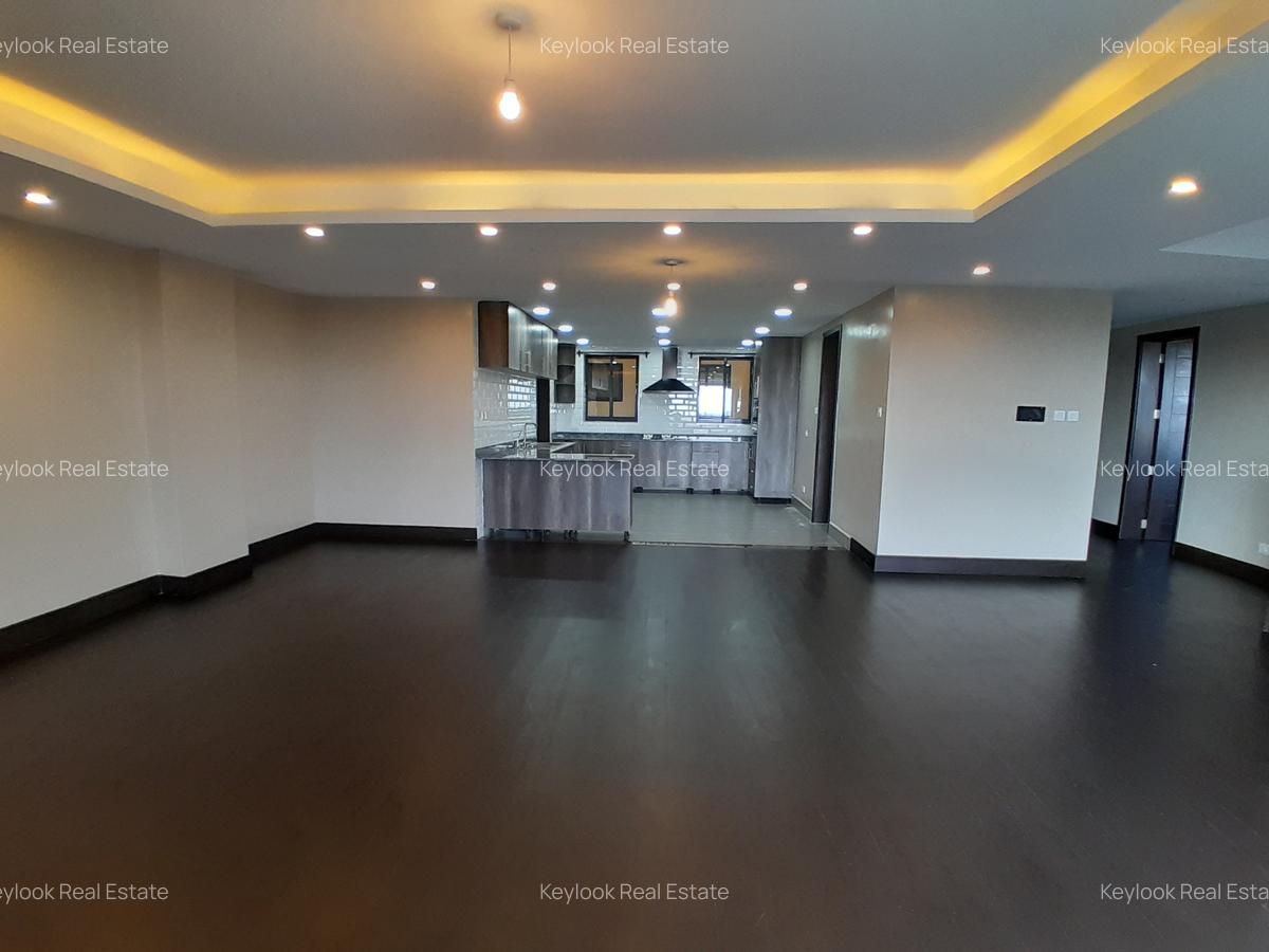 4 Bed Apartment with En Suite at Lavington - 5