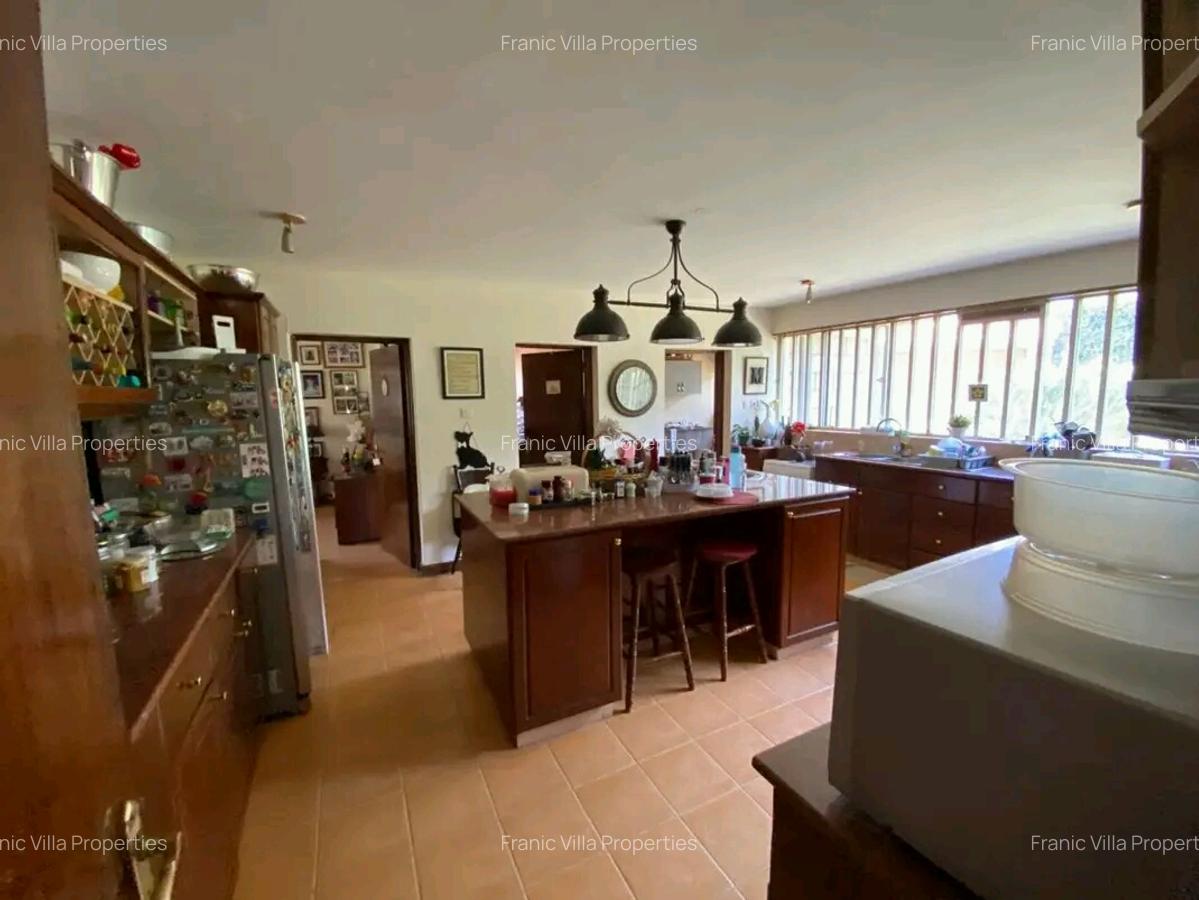 4 Bed House with En Suite at Runda - 6