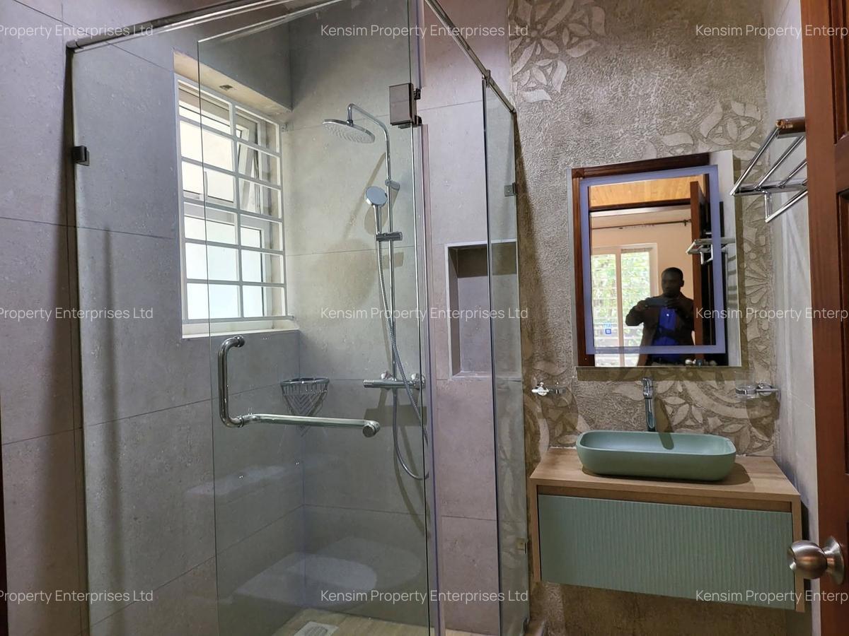 5 Bed Townhouse with En Suite in Rosslyn - 7