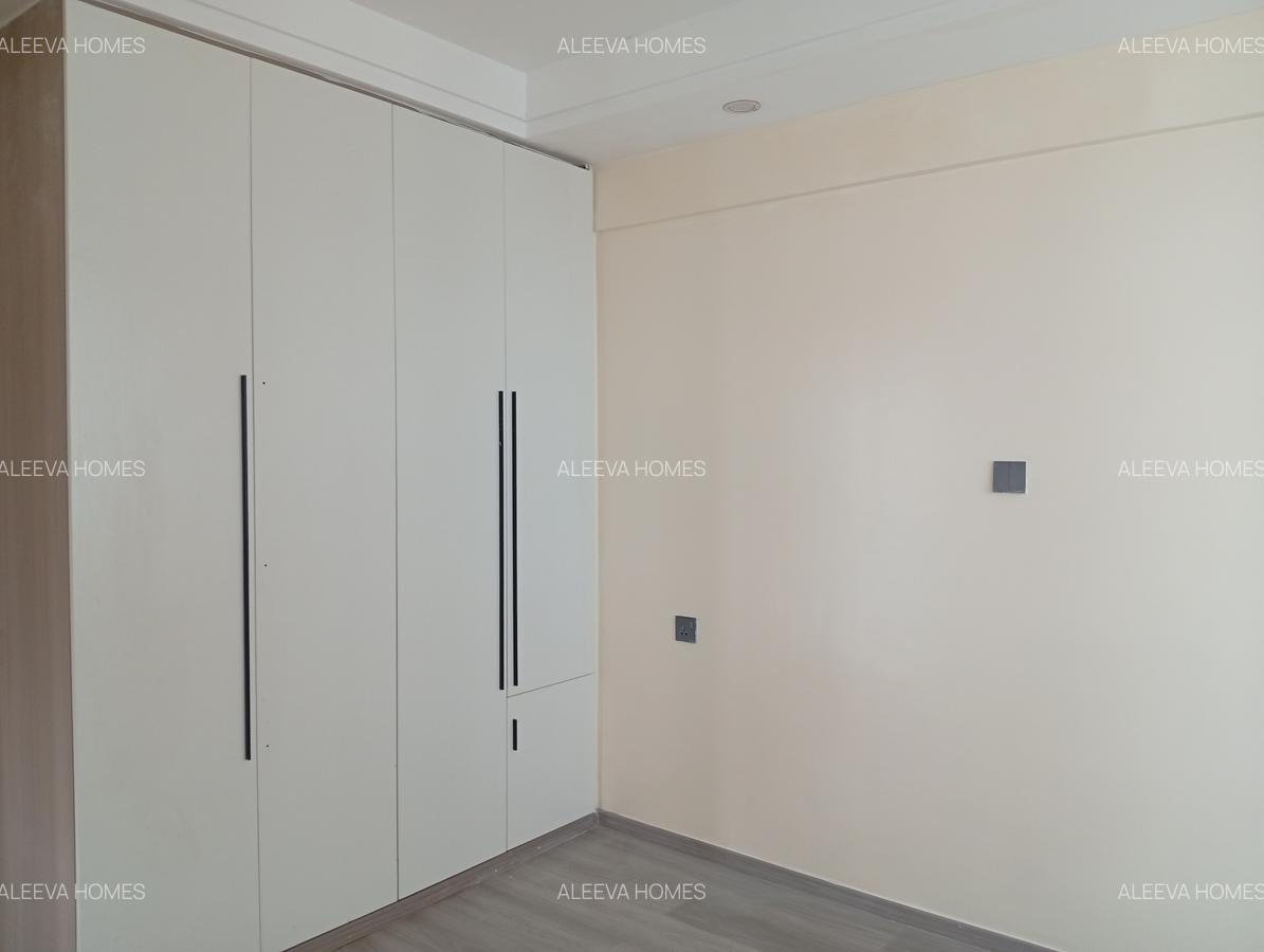 2 Bed Apartment with En Suite in Lavington - 12