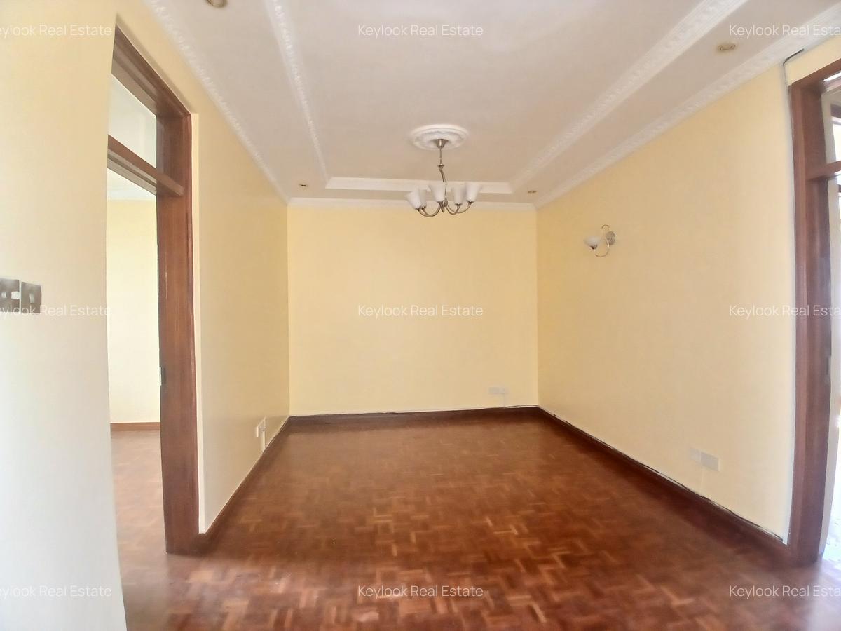 4 Bed Townhouse with En Suite at Lavington - 17