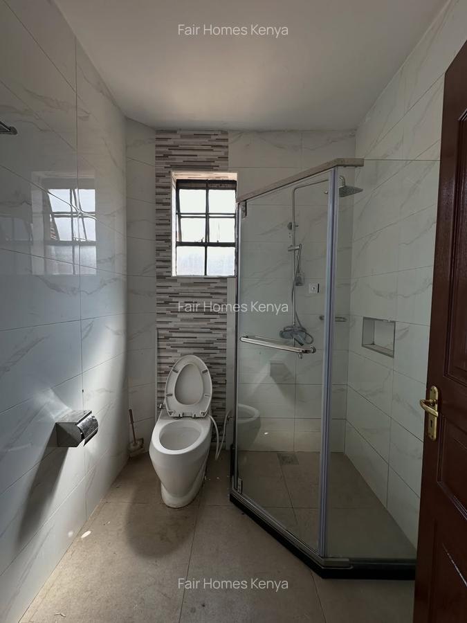 4 Bed Townhouse with En Suite at James Gichuru - 7