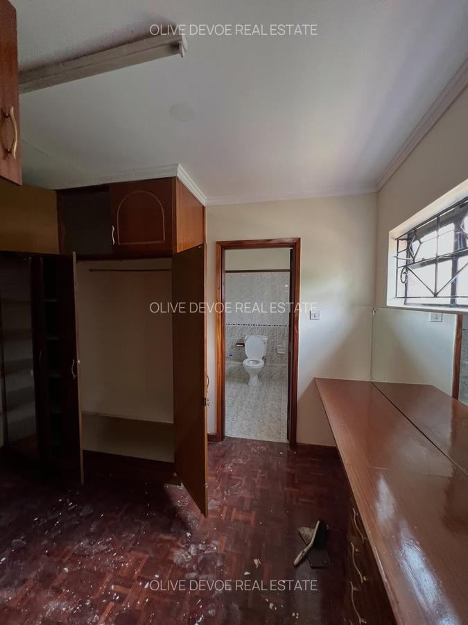 4 Bed Townhouse with En Suite in Spring Valley - 9