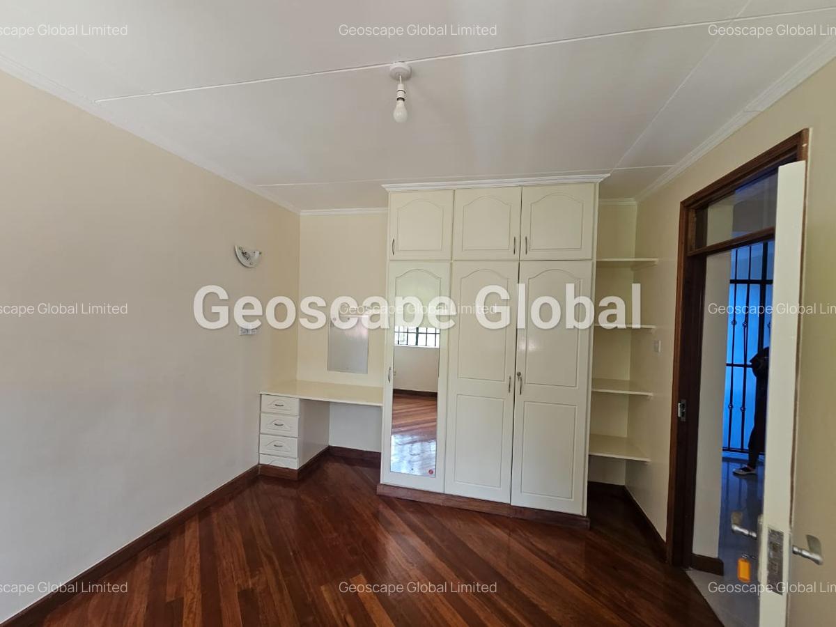 4 Bed House with En Suite in Karen - 12