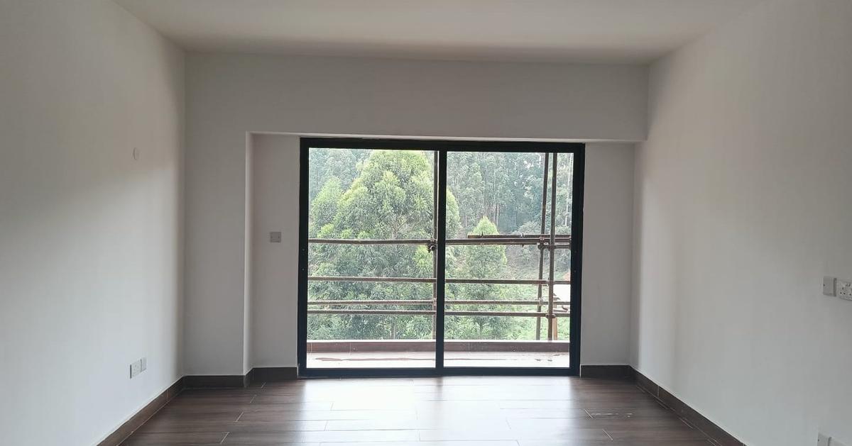 Serviced 1 Bed Apartment with Swimming Pool in Rosslyn - 4