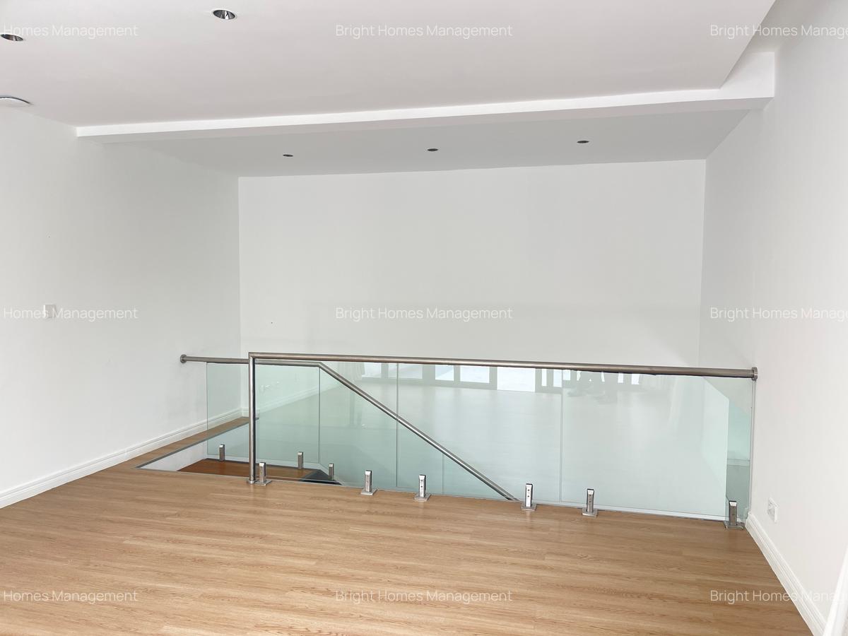 2 Bed Townhouse with En Suite in Lavington - 14