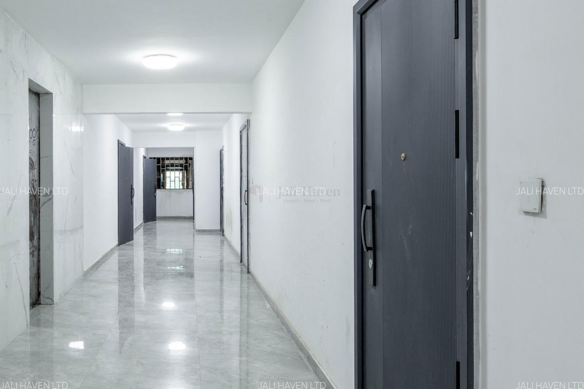 3 Bed Apartment with En Suite in Lavington - 8