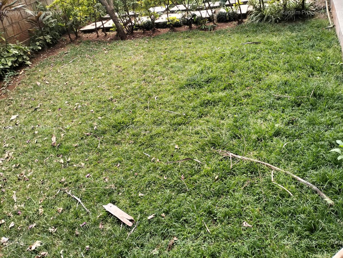 5 Bed Townhouse with En Suite in Lavington - 17