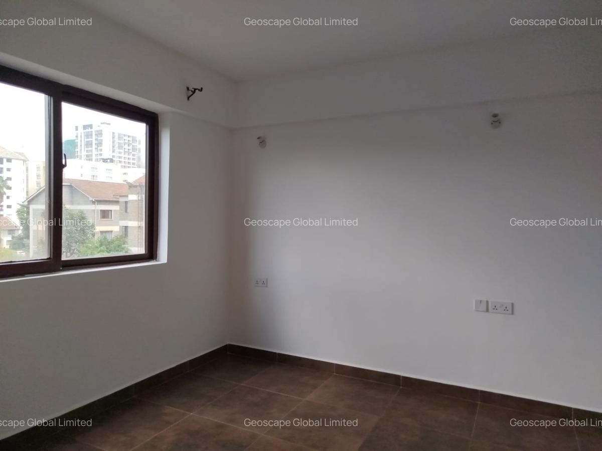 3 Bed Apartment with En Suite in Westlands Area - 4