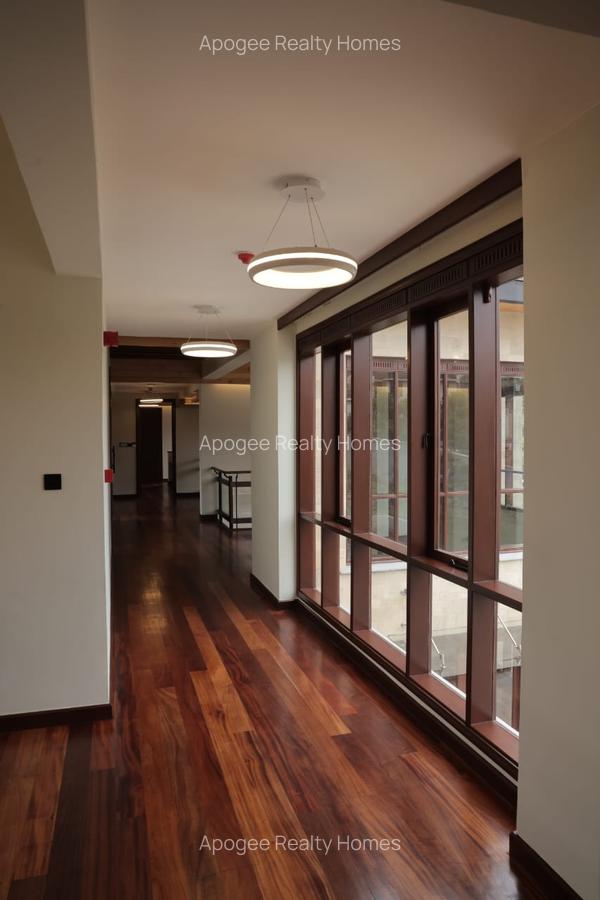 5 Bed House with En Suite at Runda - 16