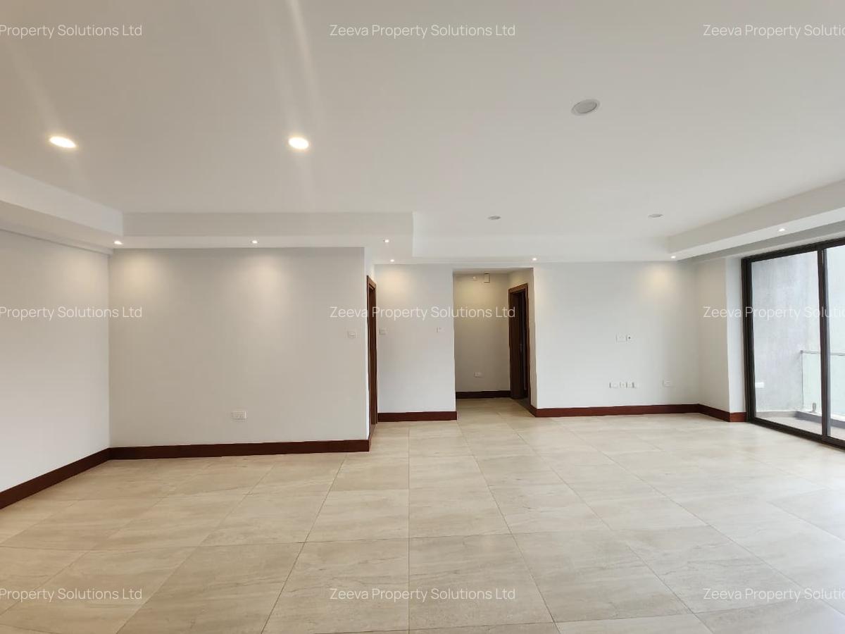 2 Bed Apartment with En Suite in Westlands Area - 3