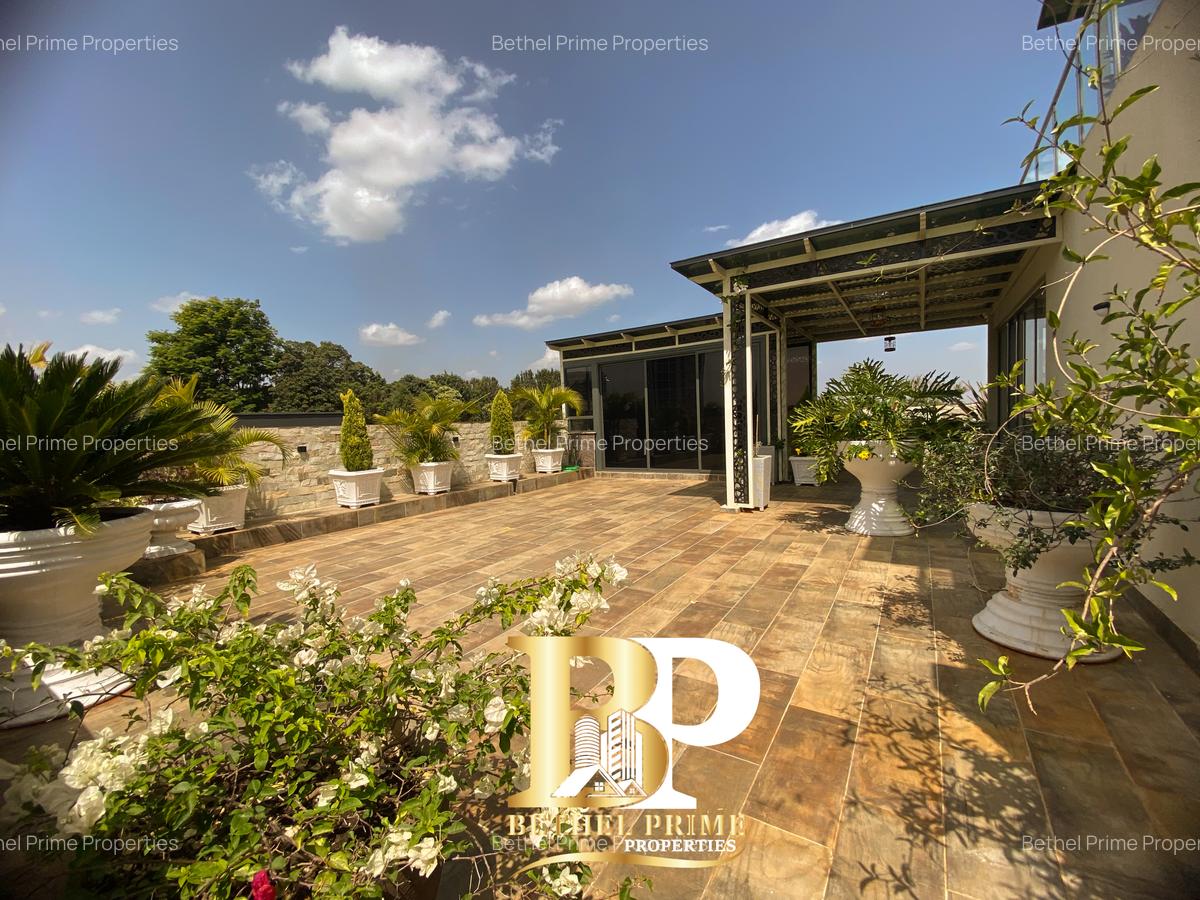 4 Bed Townhouse with En Suite in Rosslyn - 1