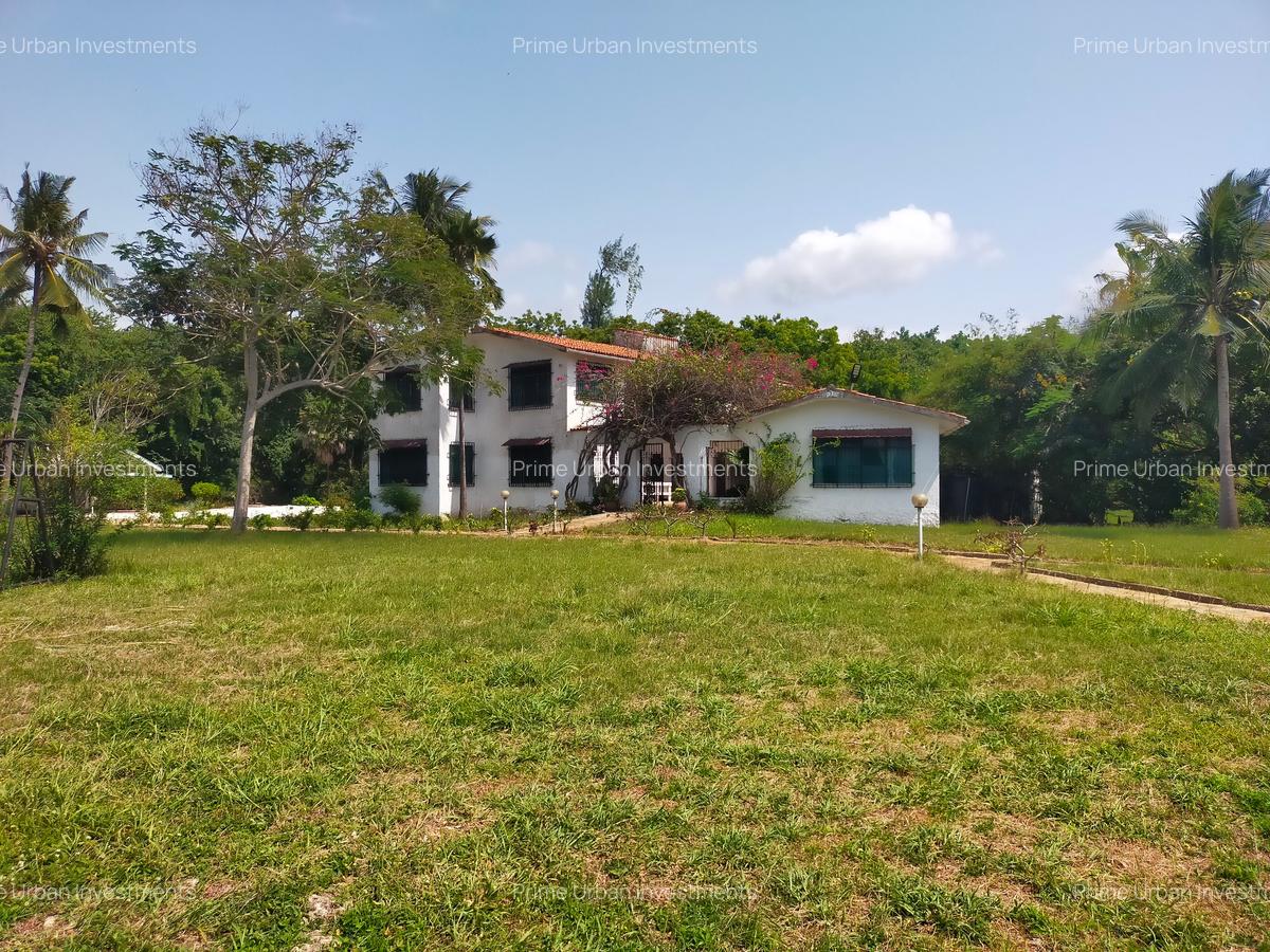 Land in Kikambala - 8