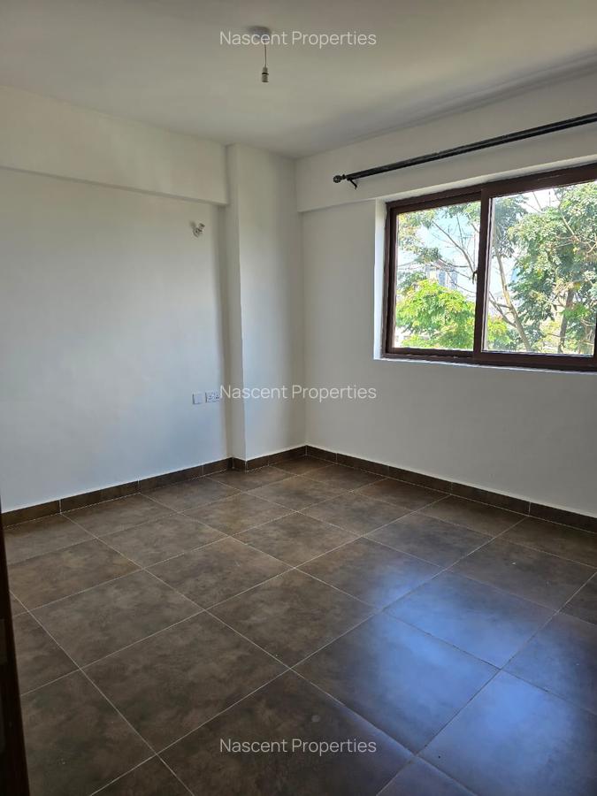 3 Bed Apartment with En Suite in Westlands Area - 11