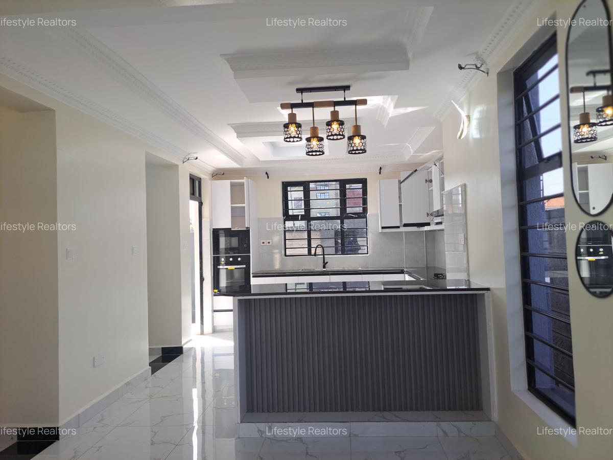 4 Bed House with En Suite at Varsityville Estate - 5