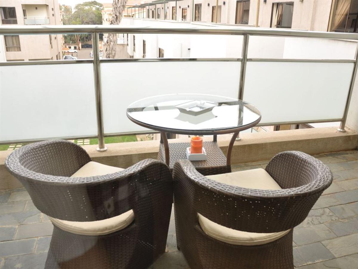 Serviced 1 Bed Apartment with Backup Generator in Lavington - 12