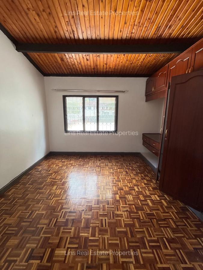 4 Bed Townhouse with En Suite in Lavington - 9