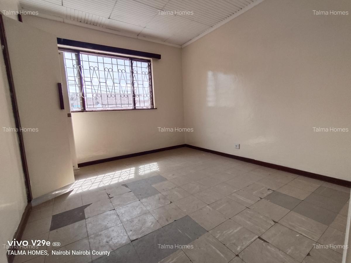 3 Bed Townhouse with Staff Quarters at Ngumo Estate - 9