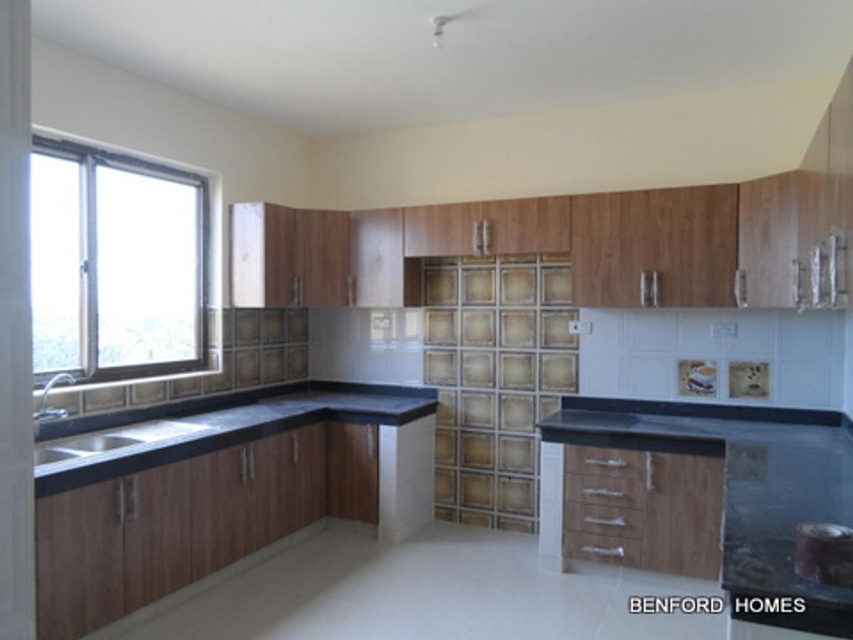 3 Bed Apartment with En Suite in Nyali Area - 16